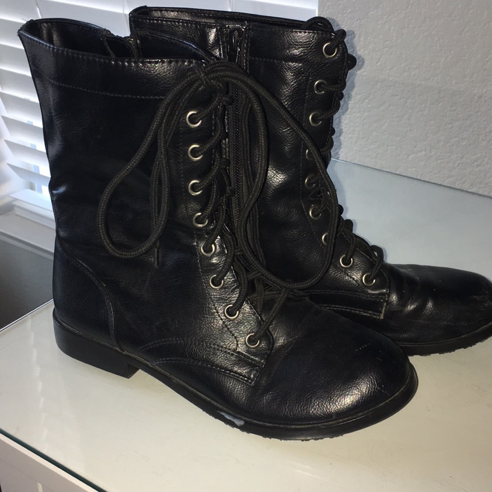 Black boots